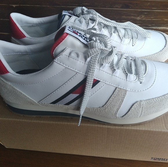 Tommy Hilfiger Jeans White multi  Men's Sneakers - Picture 1 of 9